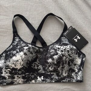 Under Armour Women's Marble Pattern Sports Bra